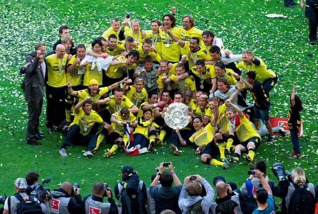 Groe Party in schwarz-gelb: Der BVB ist deutscher Meister.