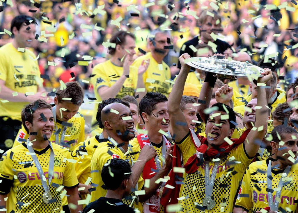 Groe Party in schwarz-gelb: Der BVB ist deutscher Meister.