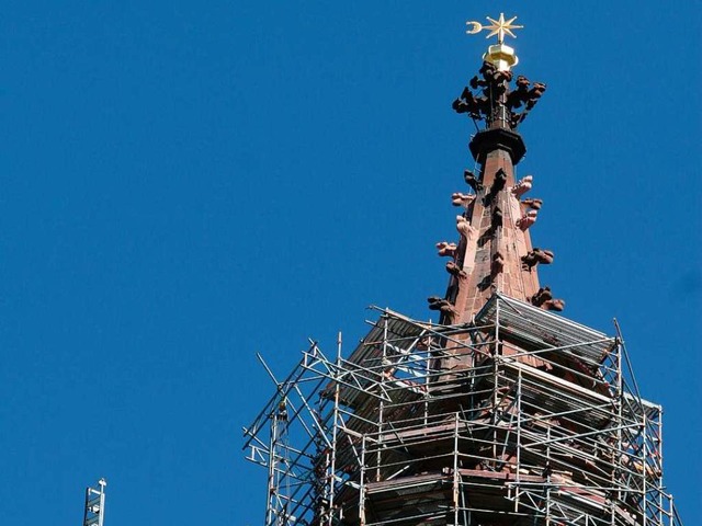 Zumindest die Turmspitze lugte zuletzt...erst. Damit ist es nun wieder vorbei.  | Foto: Rita Eggstein