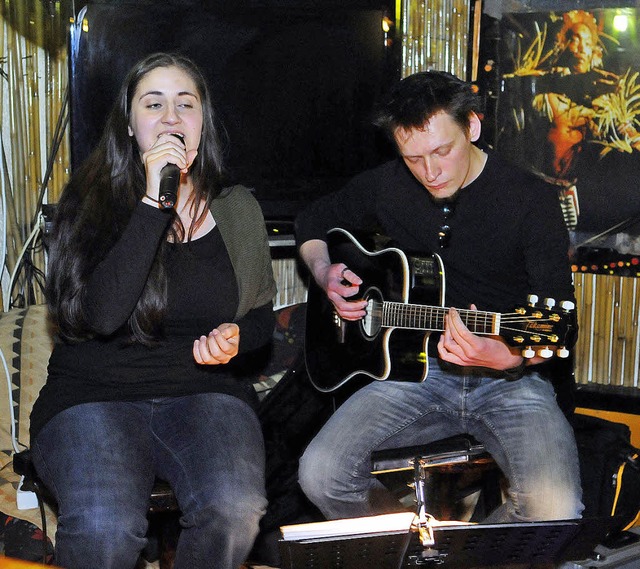 Das Duo Sould bei seinem Auftritt im Grnspan-Pub.   | Foto: Wolfgang Knstle