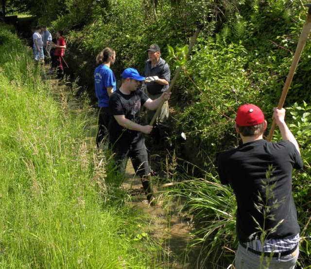 Der Heimbacher Jugendclub engagiert sich.  | Foto: Aribert Rssel