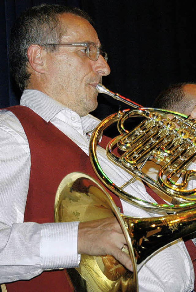 Flotte Stcke  spielte der Musikverein Gresgen.   | Foto: Verena Wehrle