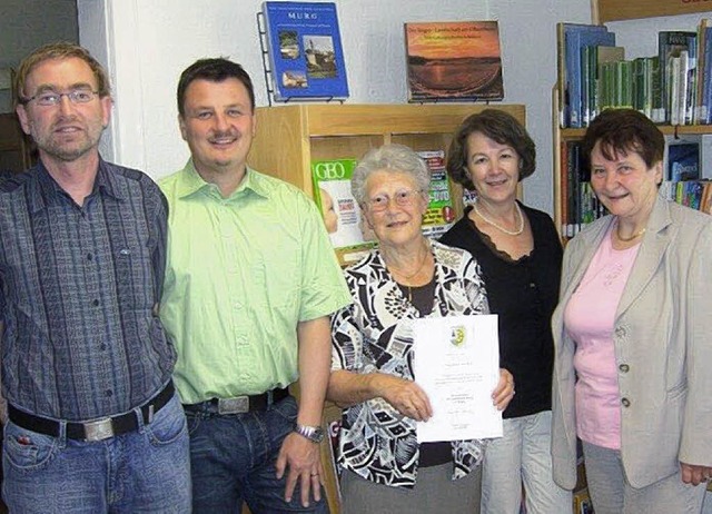 Dank fr jahrzehntelange ehrenamtliche...uninger und  Rita Grawehr (von links)   | Foto: Gemeindeverwaltung Murg