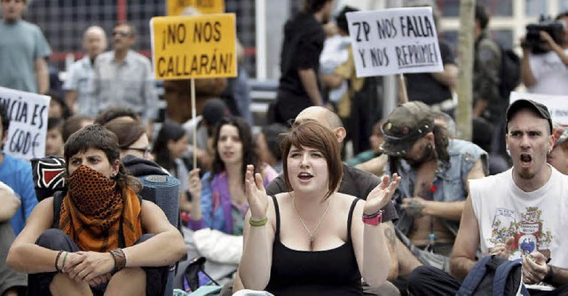 &#8222;Dies wird nicht so schnell zu E...in&#8220;&#8211; eine Demo  in Madrid   | Foto: dpa