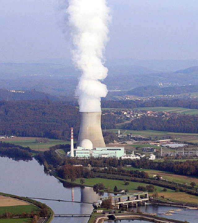 Das modernste Schweizer Atomkraftwerk ...ometer vom Kanton Baselland entfernt.   | Foto: Erich Meyer