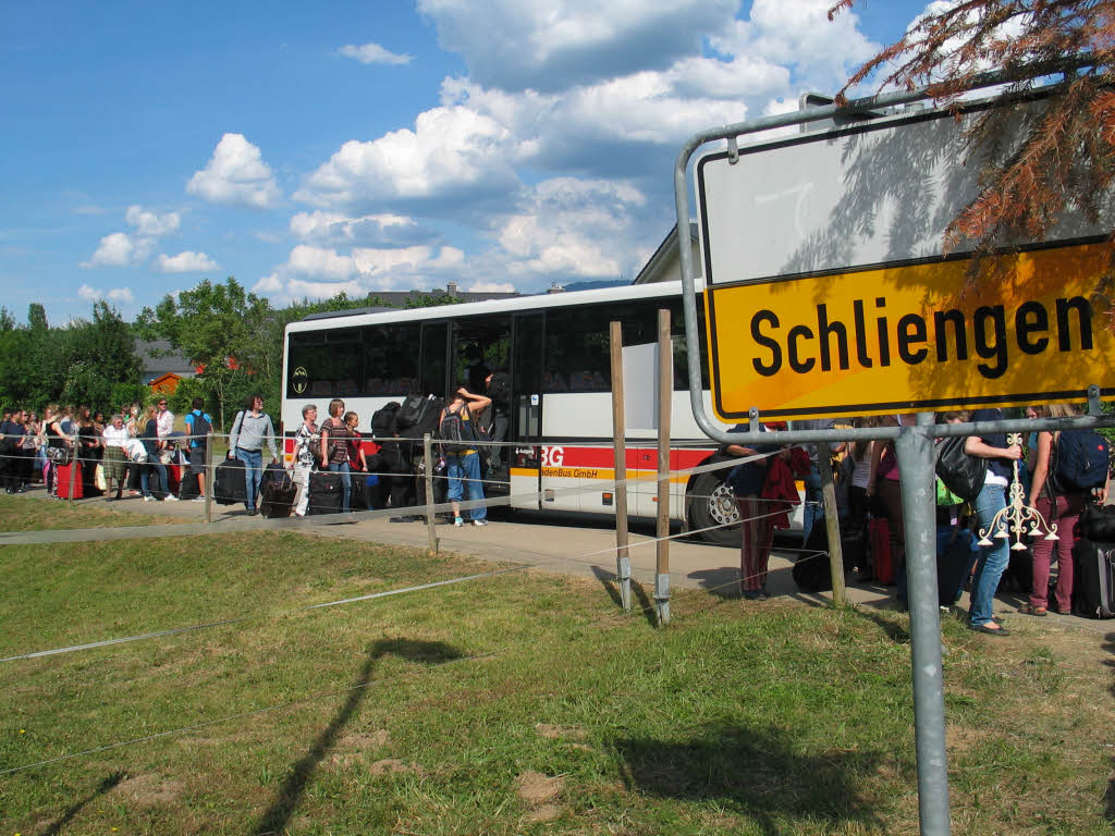 Reisende in Richtung Basel mussten auf Busse ausweichen und brauchten dabei Geduld.