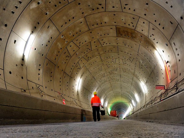 Der Katzenbergtunnel bringt auf der Rh...erzge durch den Neubau fahren sollen.  | Foto: dpa