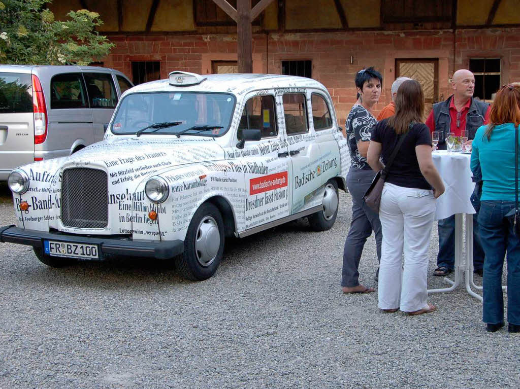 Das BZ-Taxi bit nach dem Film seine Dienste an.