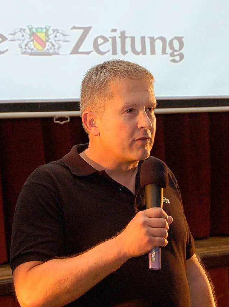 Regionalverlagsleiter Markus Fangmann bei der Begrung.