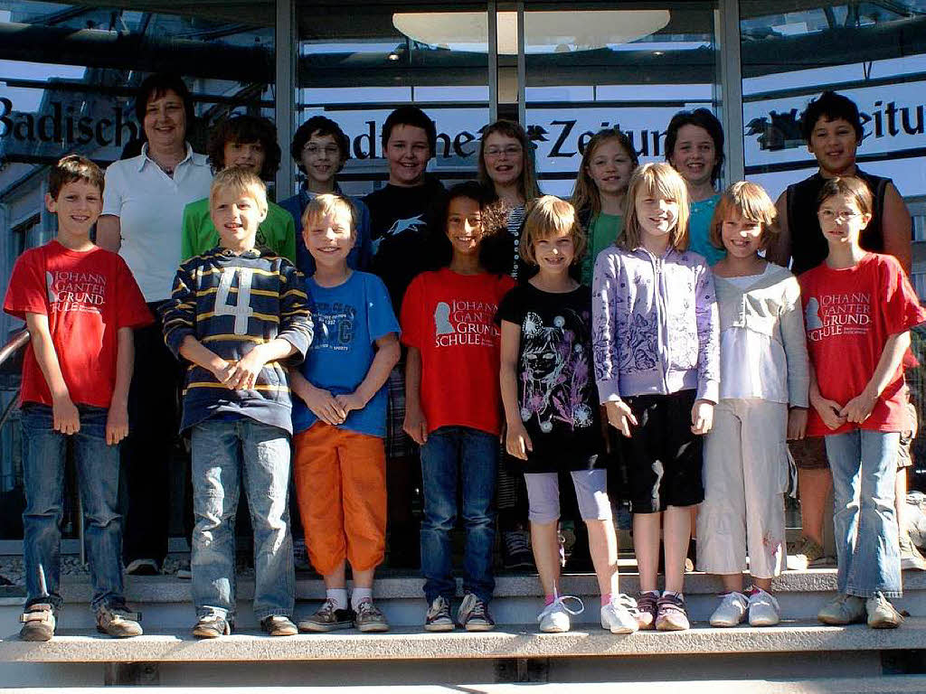 Die Klasse 4 der Johann-Ganter-Grundschule aus Herbolzheim mit ihrer Lehrerin Ruth Rttele