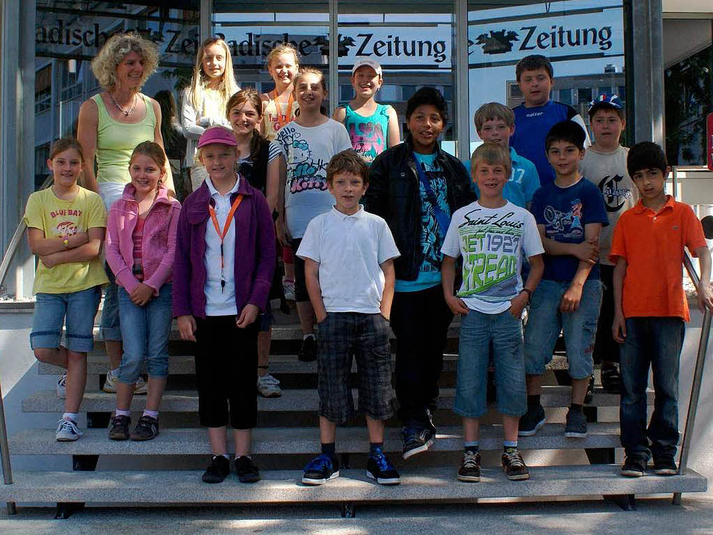 Die Klasse 4a der Grundschule aus Hlsltein mit ihrer Lehrerin Doris Schnack