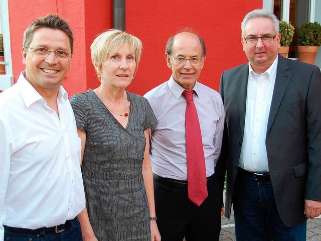 Markus Wiedemann mit dem neuen Team  J...Foege und Andreas Prokscha (von links)  | Foto: Hannes Lauber