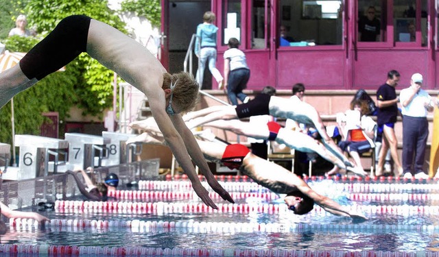 Zum spten Saisonauftakt werden mehr als 250 Schwimmer erwartet.  | Foto:  Wolfgang Knstle (A)