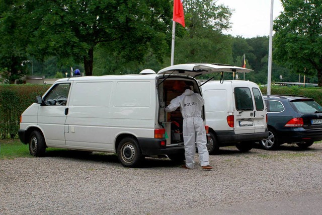 Spurensicherung am Campingplatz &#8222...er endete die Flucht des Verdchtigen.  | Foto: Dominic Rock