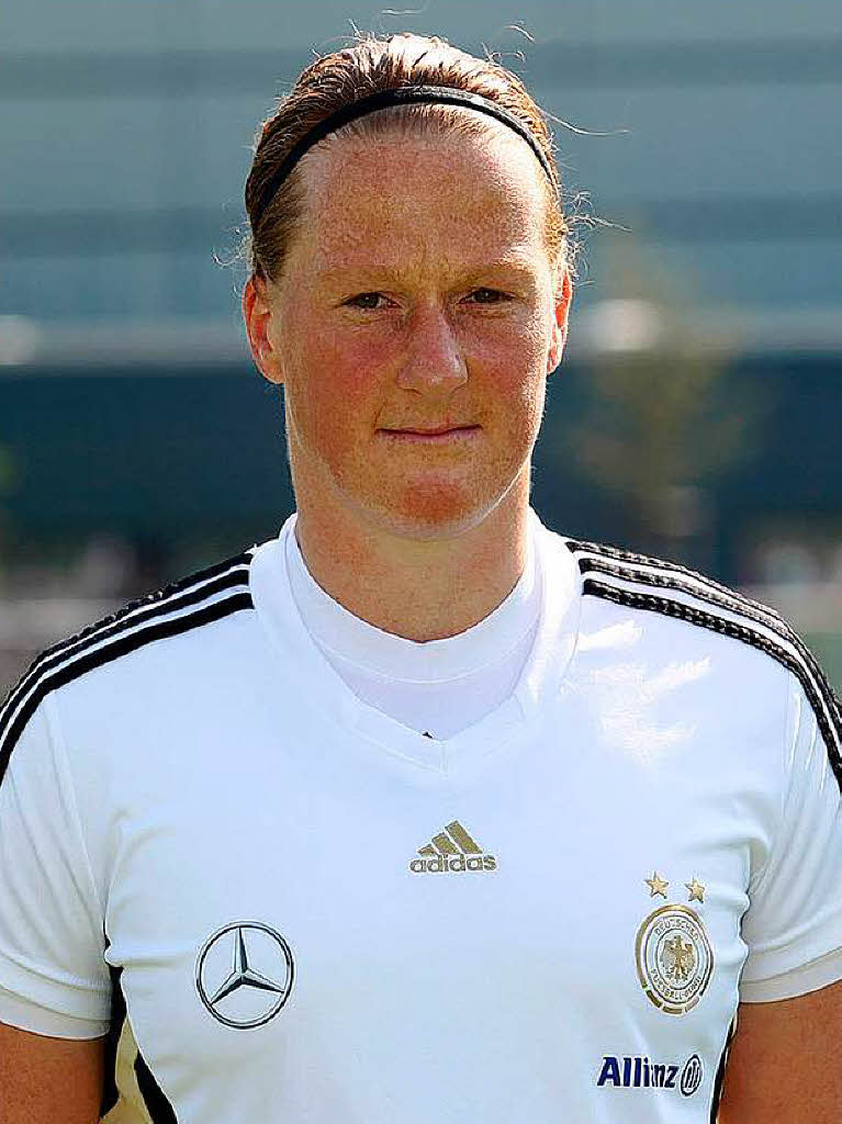 Mittelfeld: 7 Melanie Behringer 1. FFC Frankfurt