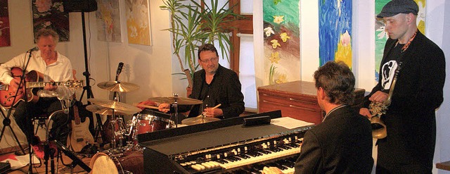 Hary de Ville gastierte mit dem Arno Haas Hammond Trio im Wehrer Storchehus.    | Foto: hrvoje miloslavic