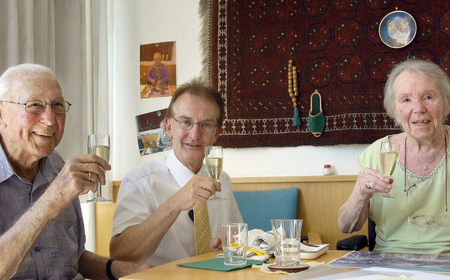 Gertrud und Heinrich Jlich konnten am...e auch Brgermeister Ekkehart Meroth.   | Foto: SUSANNE MLLER