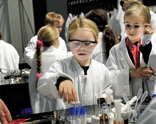 Kinder forschen bei den Science Days fr Kinder.  | Foto: BZ