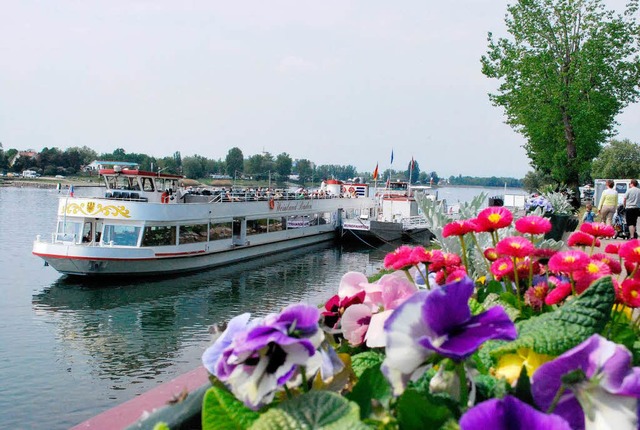 Auch Schiffsfahrten auf dem Rhein sind bei Urlaubern beliebt.  | Foto: Benjamin Bohn