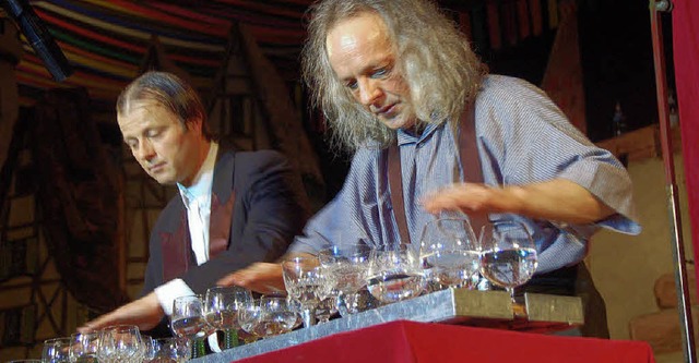 Sind beim Jubilum der Trachtenkapelle... das Musikakrobaten-Duo Gogol und Mx.  | Foto: Markus Donner