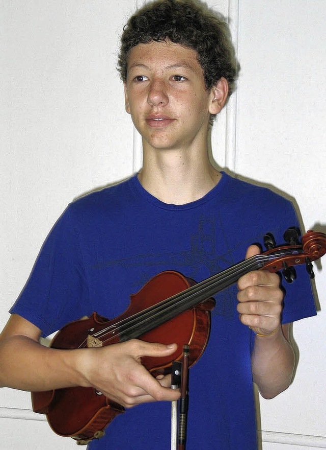 Qualifiziert fr den Bundeswettbewerb ...aus Eichstetten mit seiner Violine.     | Foto: GUSTAV RINklin