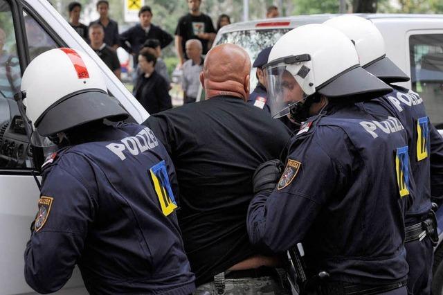 Randale in Wien: 213 Deutsche festgenommen