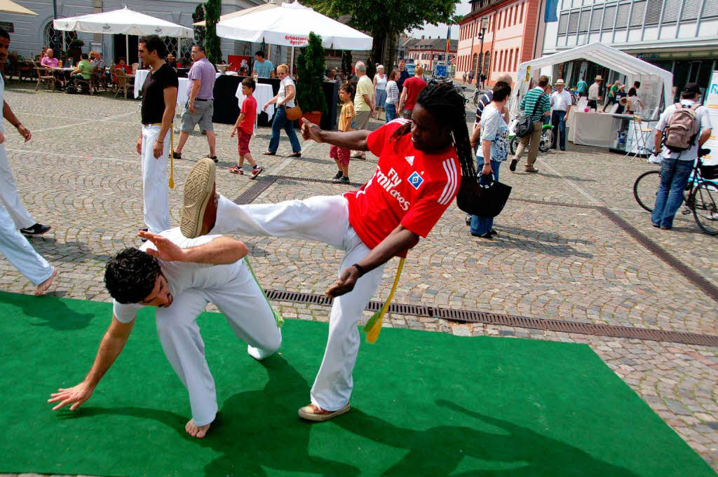 Spektakulre Szenen beim Capoeira: Bei Knnern wirkt es ganz selbstverstndlich