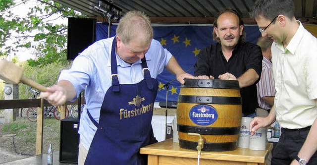 Brgermeister Andr Onimus (links) bei...d Verbandsdirektor  Markus  Riesterer   | Foto: Grziwa