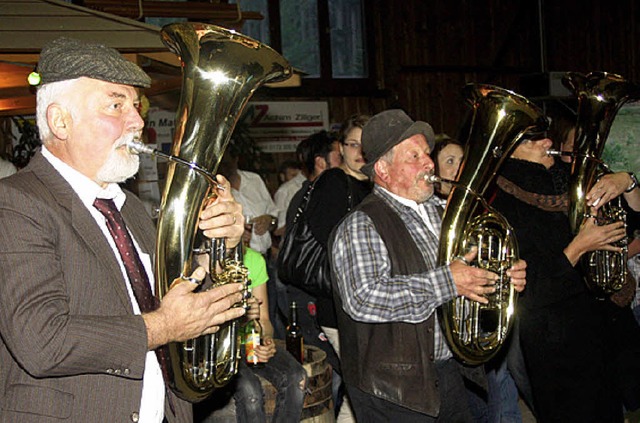 So sehen Sieger aus: Die Dinkelberger Musikanten.  | Foto: Heiner Fabry