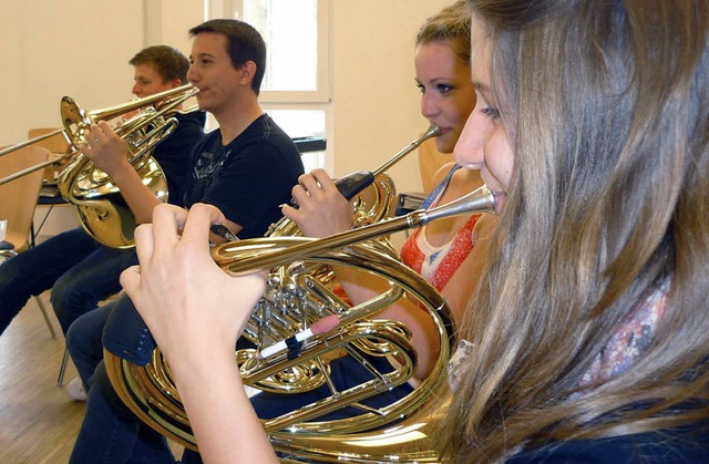 An Waldhrnern mangelt es dem Orchester nicht.  | Foto: Joachim Wendland