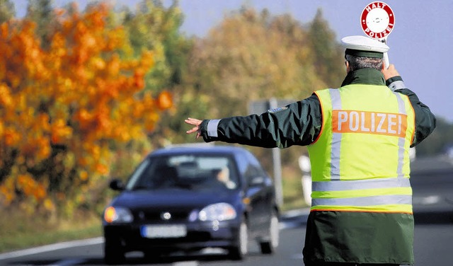 Im Verkehrsdienst helfen freiwillige P...sgleich mehr professionelle Stellen.    | Foto: Privat