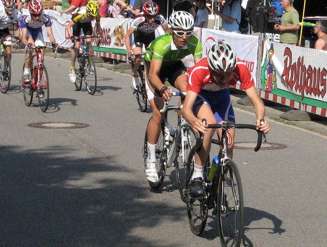 Szene aus dem Jugendrennen: Manuel Ml...on Kraus (RVC Reute) im Leadertrikot.   | Foto: Knig