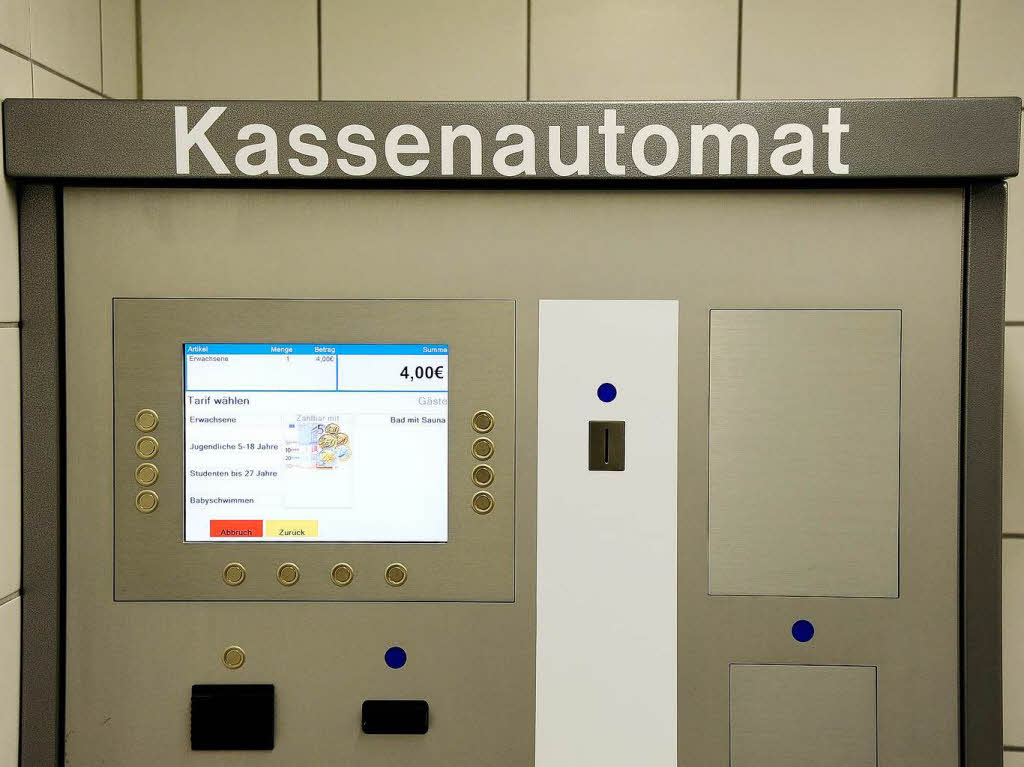 Das neu FT-Hallenbad. Das neu FT-Hallenbad.