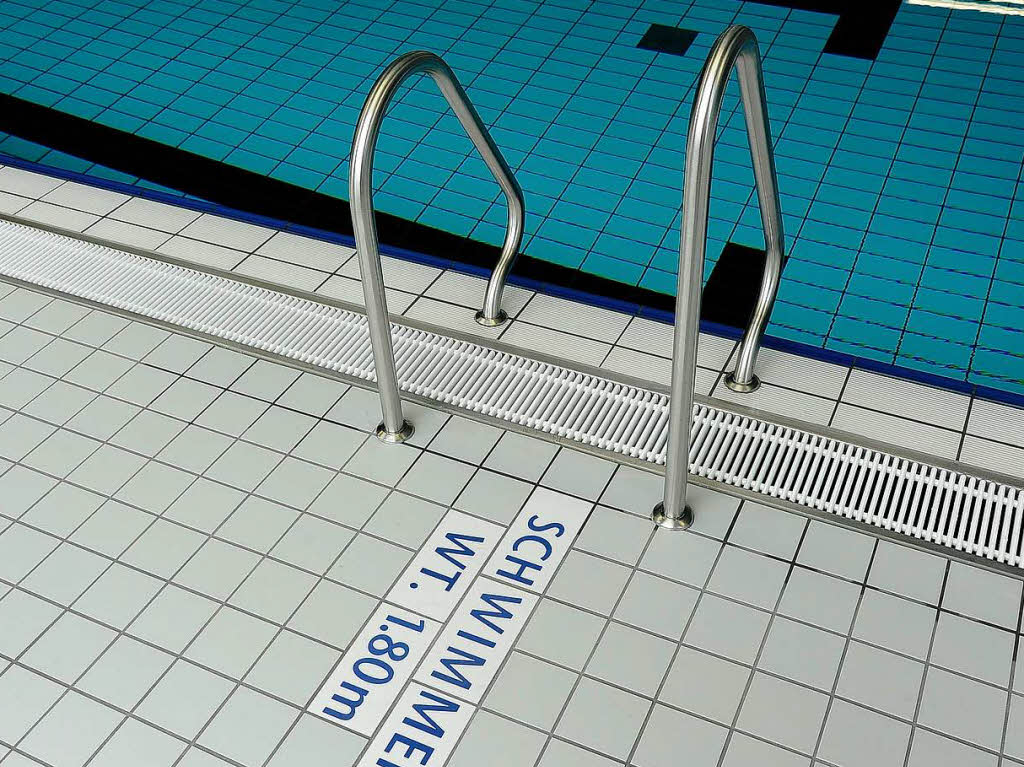 Das neu FT-Hallenbad. Das neu FT-Hallenbad.