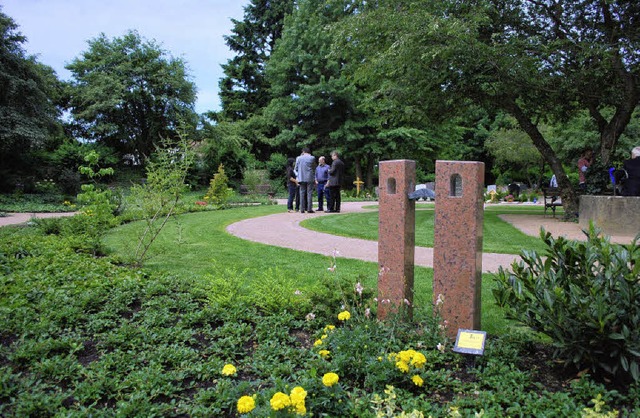 Das grtnergepflegte Grabfeld auf dem Umkircher Schlossfriedhof.   | Foto: Axel Drber