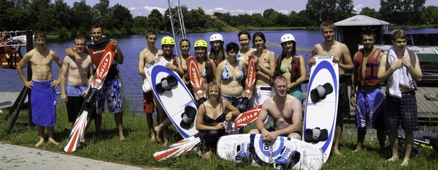 Die Bretter getauscht: Wasserski anstatt Ski, Kneeboards anstatt Snowboards  | Foto: ski-Club seelbach