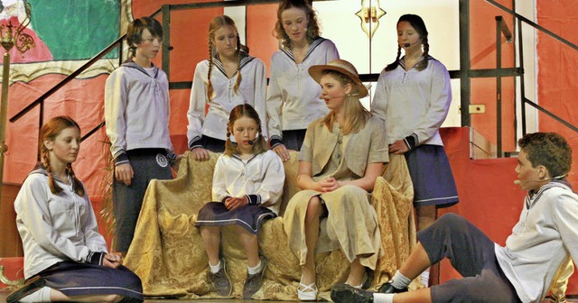 Die achte Klasse der Freien Waldorfsch...ck &#8222;The Sound of Music&#8220;.   | Foto: Privat