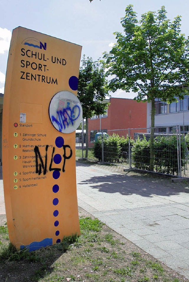 Trotz Erweiterungsbau reicht der Platz...er Neuenburger Rheinschule nicht aus.   | Foto: Andrea Drescher