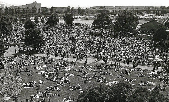 18000 vorwiegend junge Leute gnnten s...ng grte Offenburger Freiluftkonzert.  | Foto: messe