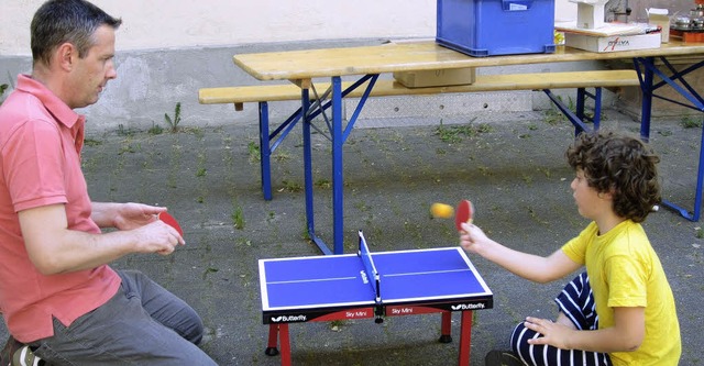 Hoch war der Spafaktor an der kleinen Tischtennisplatte.   | Foto: privat