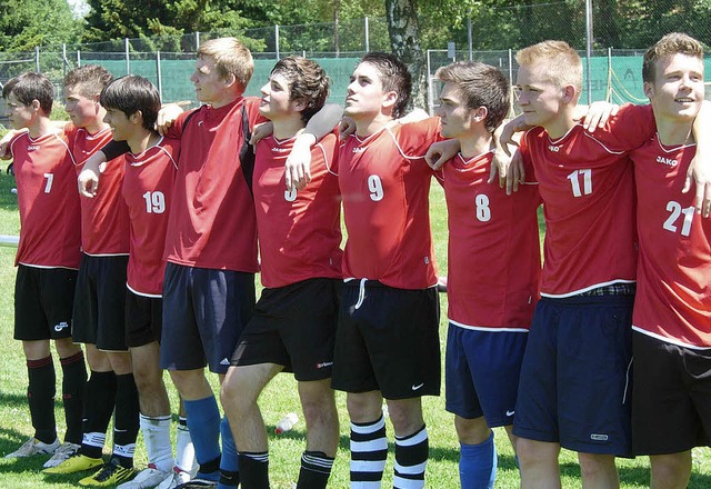 Ein kleines Fuballwunder: Mit zwei Sp...l-Gymnasium sdbadischer Vizemeister.   | Foto: BZ