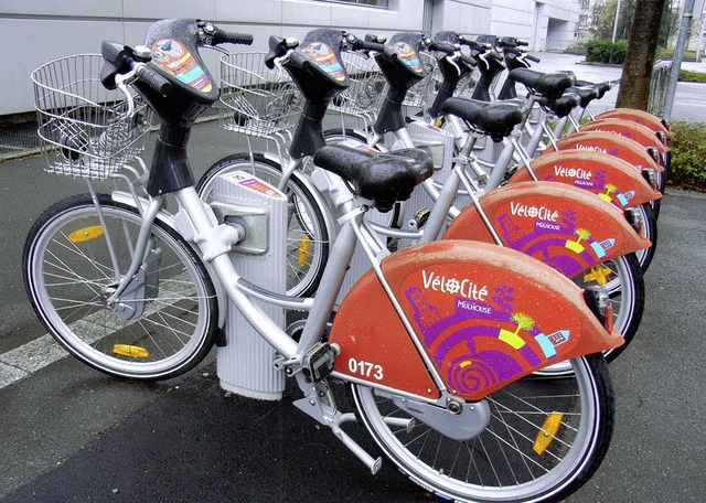 Einfach mobil: 35 Fahrradleihstationen...as Stadtgebiet von Mulhouse verteilt.   | Foto: AlexaNDEr Huber