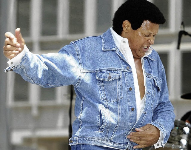 Chubby Checker legt auch heute noch einen heien Twist auf der Bhne hin.  | Foto: AFP