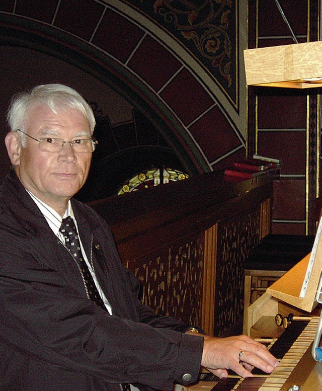 Rudolf Seeger an der Orgel.   | Foto: nel