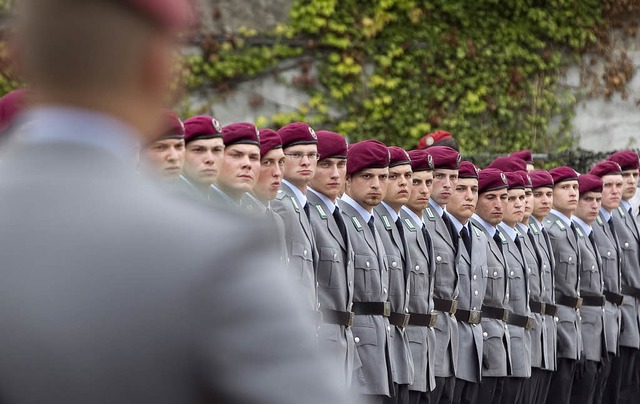 Rekrutengelbnis am Freitag in Sulzbac...er kommen knftig die jungen Soldaten?  | Foto: DAPD