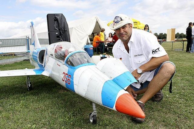 Bodenstndige Pilotinnen und Piloten lassen fliegen