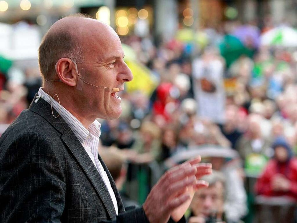 S21-Krawalle: Winfried Hermann stellt sich hinter die Polizei  | Foto: dapd