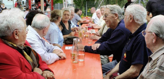 Erst geht&#8217;s  ganz langsam los, d...;Johannihock&#8220; der Isteiner Wehr.  | Foto: Reinhard Cremer