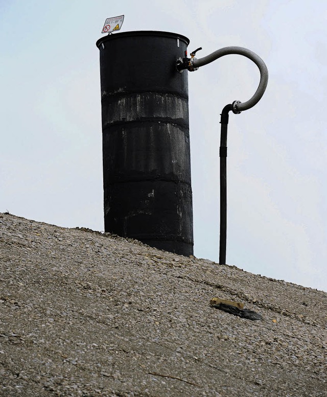 Unten ist die Deponie Eichelbuck kolo... abgedichtet, oben wird Gas gewonnen.   | Foto: Ingo Schneider