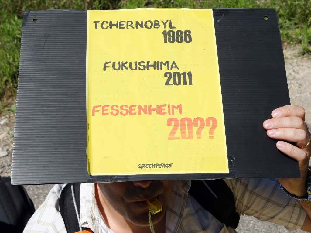 Anti-Atom-Demonstration am Atomkraftwerk Fessenheim.